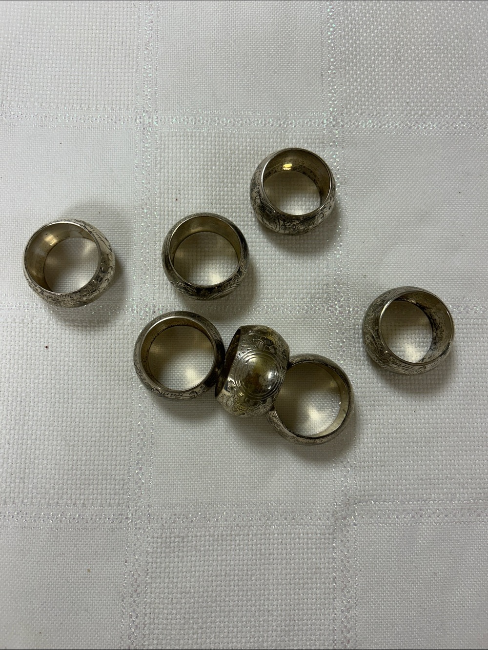 Vintage silver plated Decorative Napkin Rings Set – set of 7
